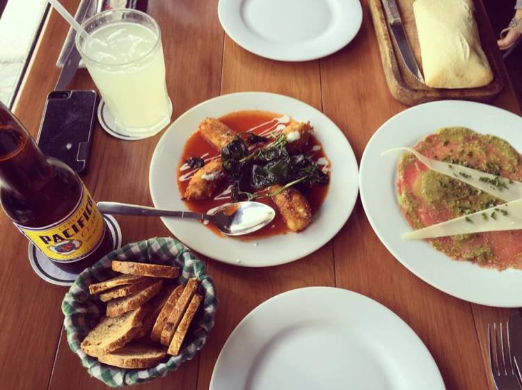 12674341_10153801263845379_2024370217_n